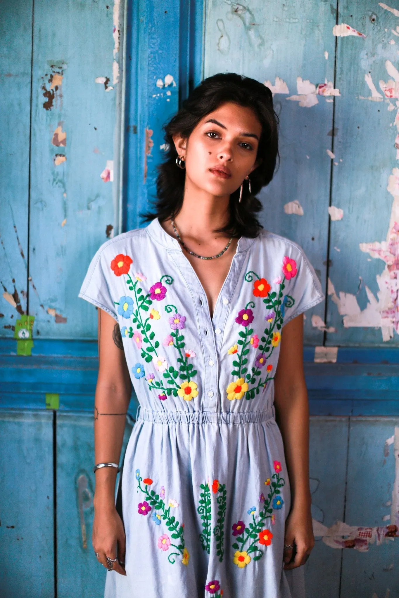 DENIM EMBROIDERED DRESS JENNA