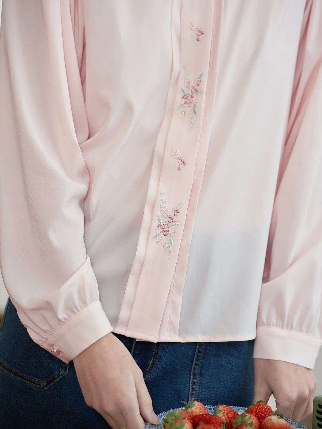 【Final Sale】Lexi Vintage Embroidered Blouse