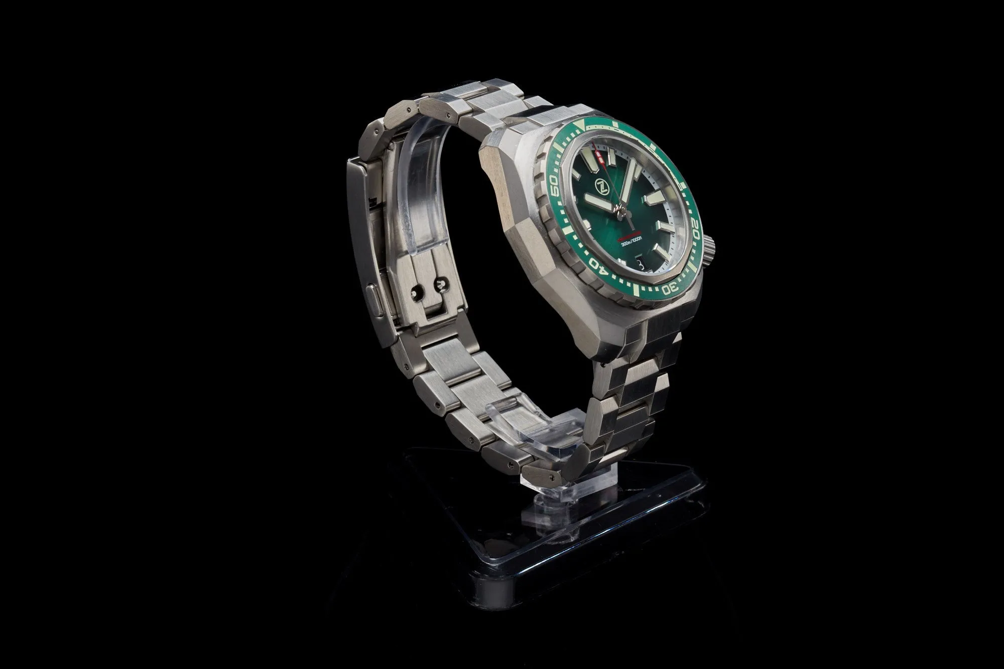 Hammerhead V3 300m Steel Emerald Green