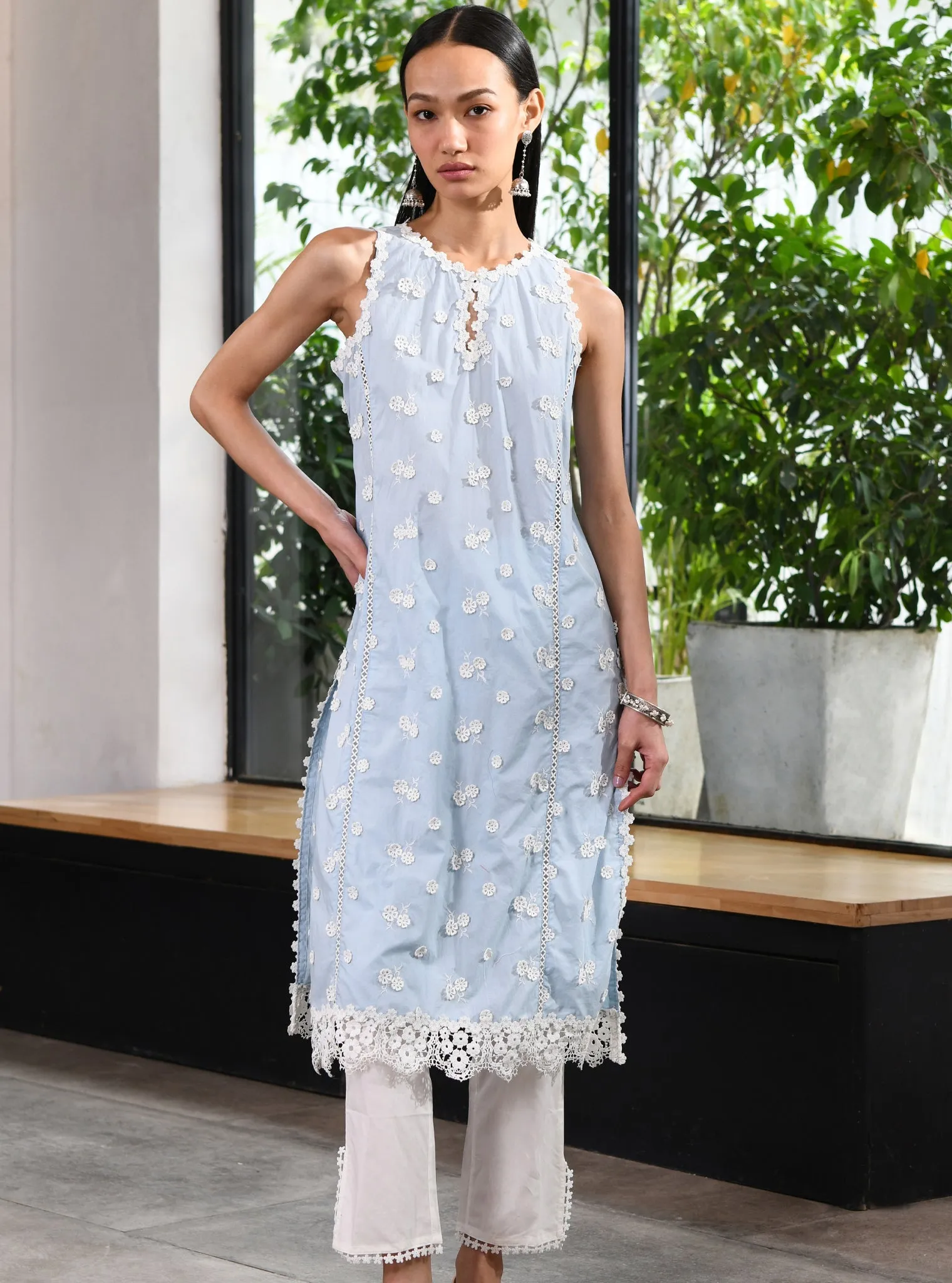 Mulmul Cotton Evie Blue Kurta With Mulmul Cotton Slit White Pant