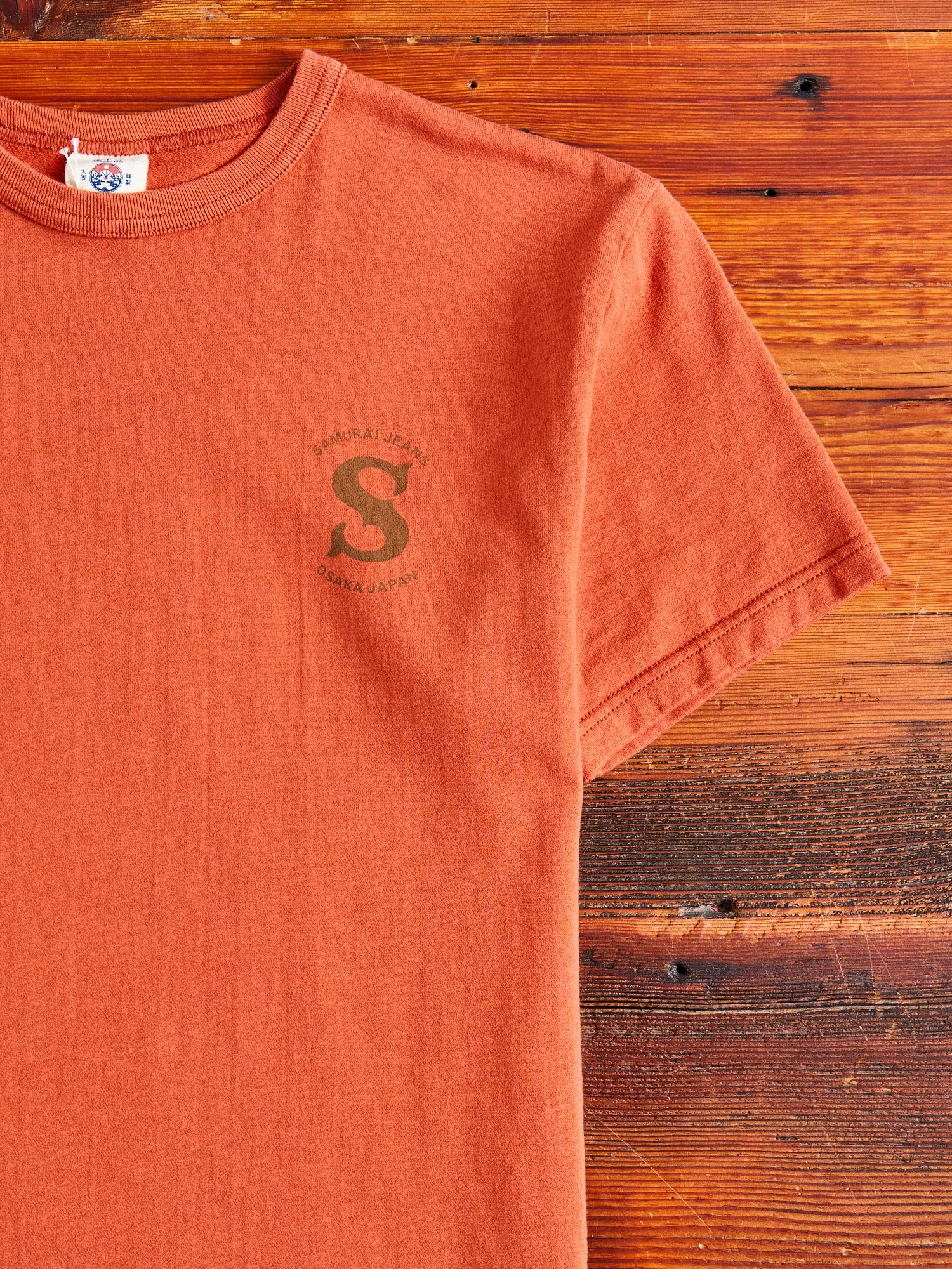 "Ranji" Inlay Loopwheel T-Shirt in Orange Red