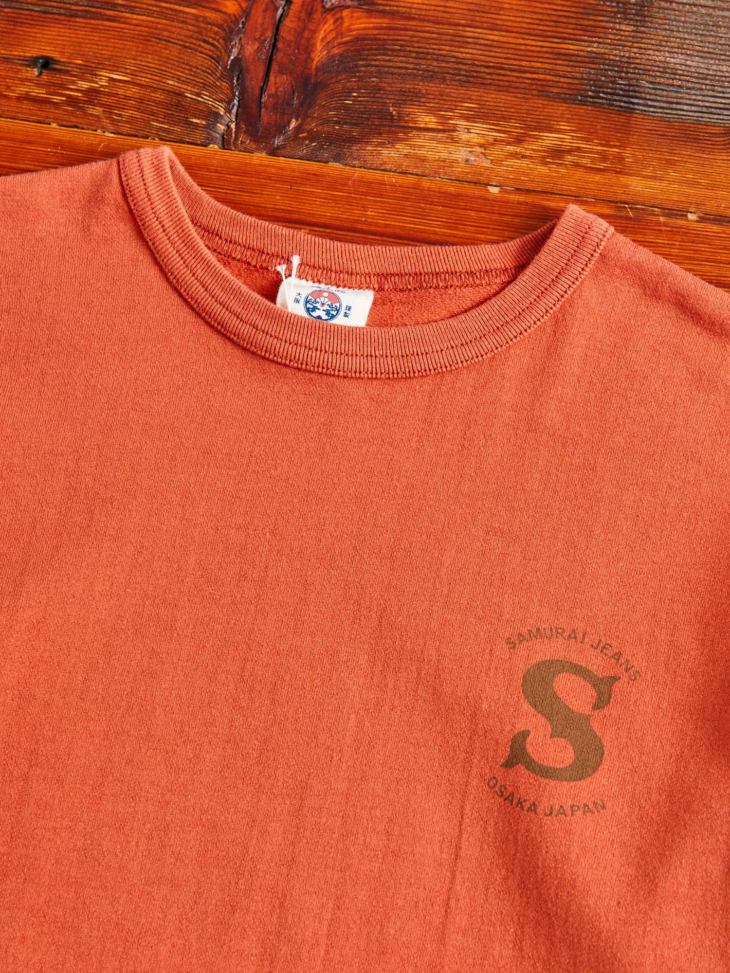 "Ranji" Inlay Loopwheel T-Shirt in Orange Red