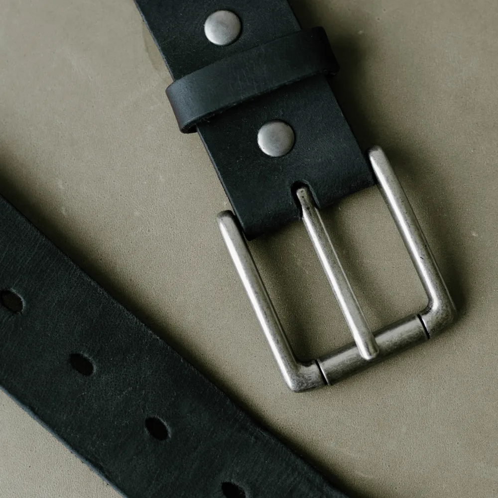 Rugged Leather Belt - Black Edition