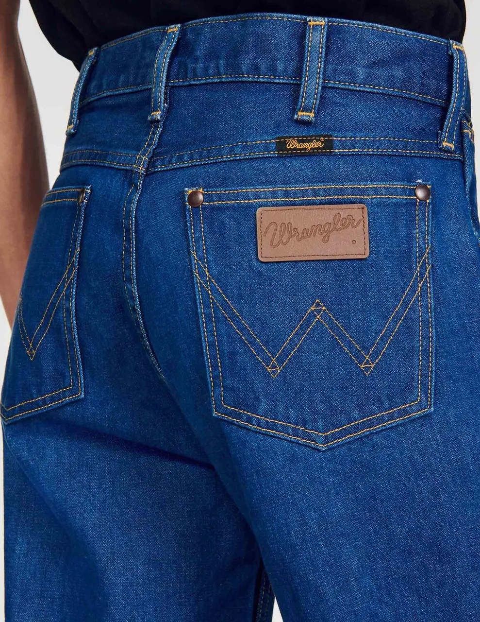 Wrangler faded jeans